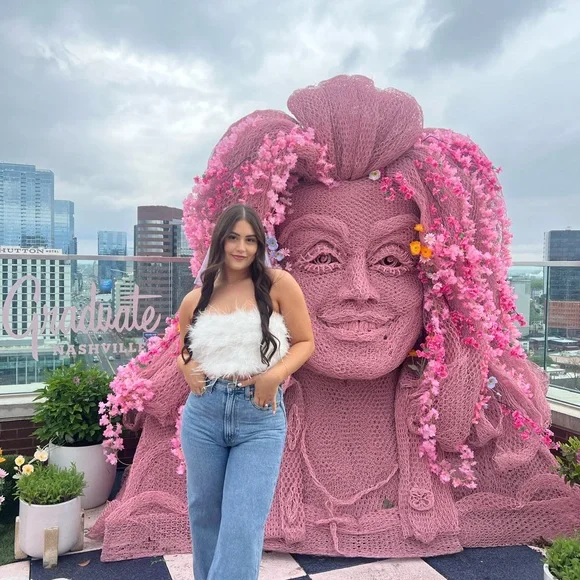 12th Tribe Chanel White Faux Feather Top - Picture 2 of 5